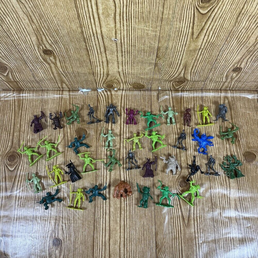 Teenage‎ Mutant Ninja Turtles TMNT Mayhem Figures Lot Of 38 Mini Figures